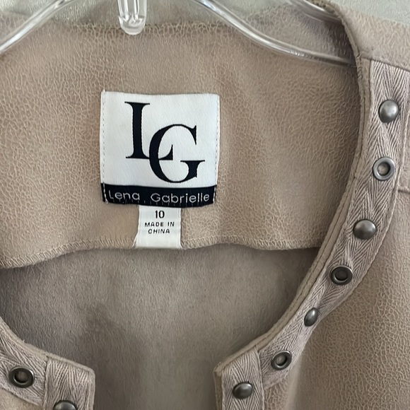 Jacket - Picture 2 of 5